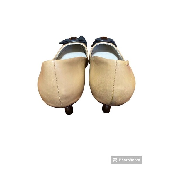 Adrienne Vittadini Tan Heels With Bows Sz.9.5M - Picture 3 of 7